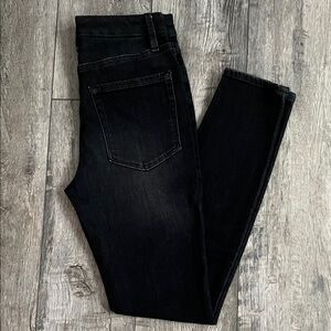 GOOD AMERICAN SKINNY JEANS